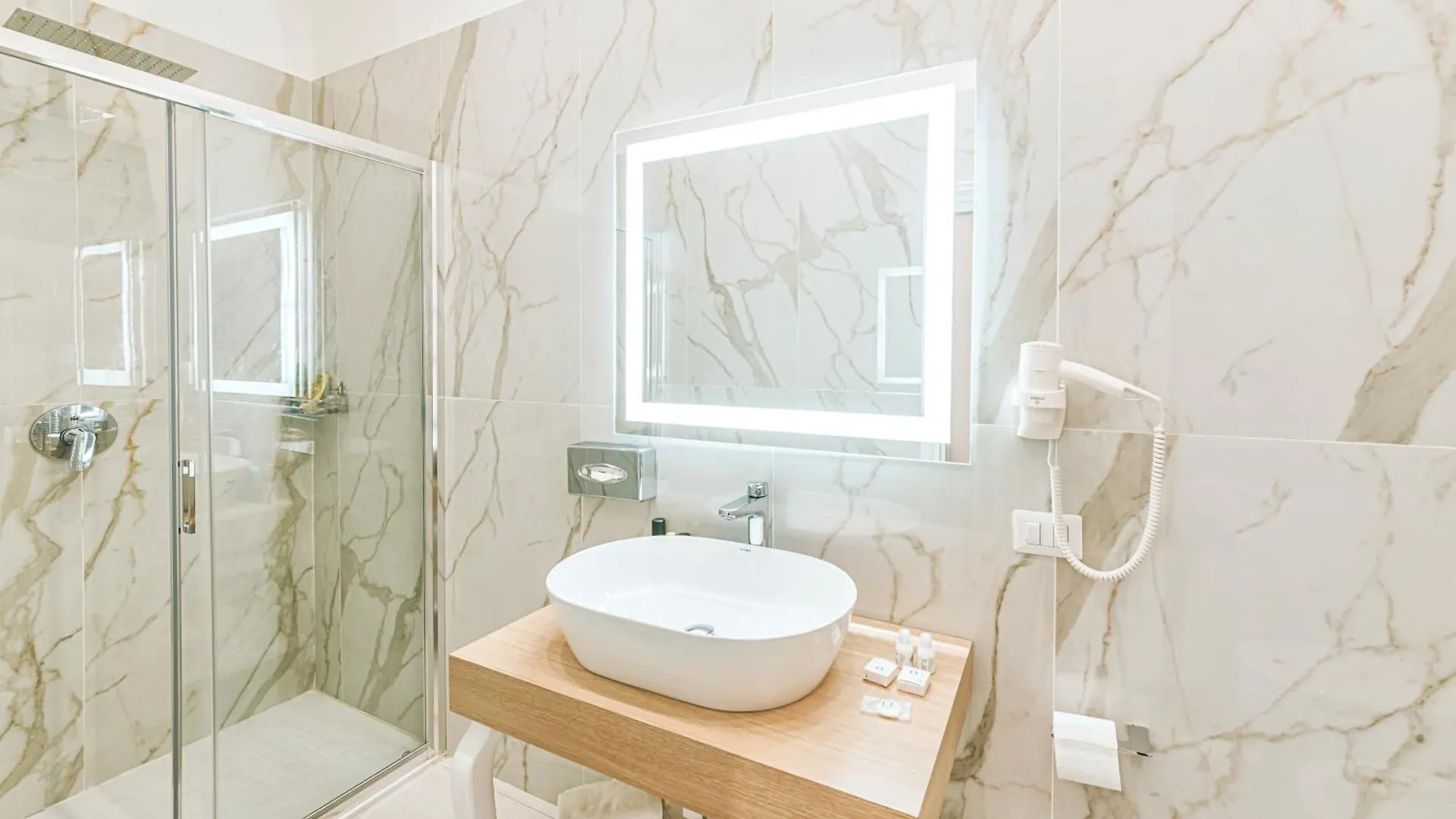 Gentile Suite & Spa Vomero Naples Guest house